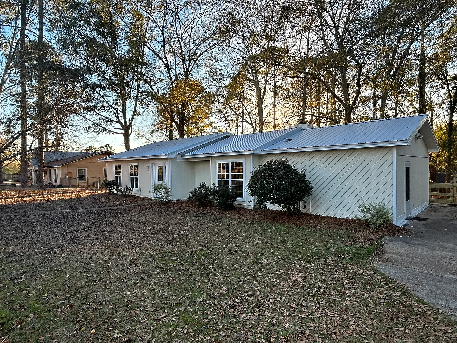 108 Pinecrest Loop - 1 — Photo 1