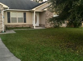 611 Fox Run Cir, Macclenny, FL 32063