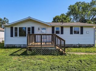 72 Artisan St, Chicopee, MA 01013