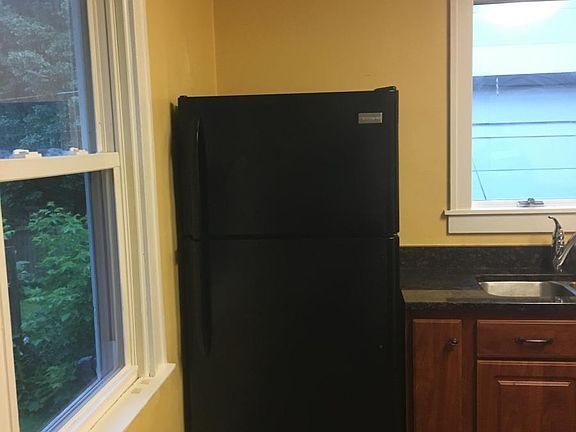 Kitchen-Refrigerator