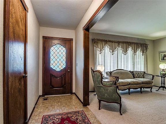 2nd image of 5408 Hart Dr NE
