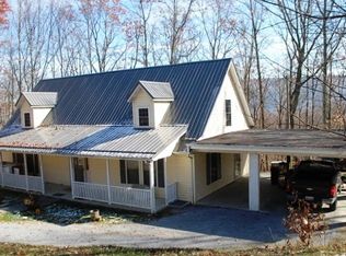 128 Norris Circle, Big Stone Gap, VA 24219