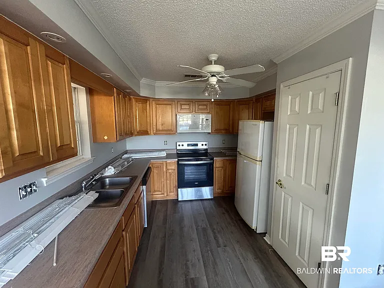 29595 Canal Rd — Photo 8