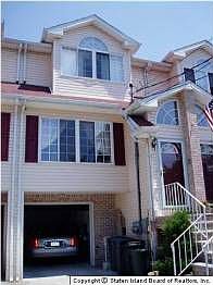 1st image of 118 Detroit Ave