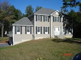 13 Ivers Grove Ln, Pelham, NH 03076