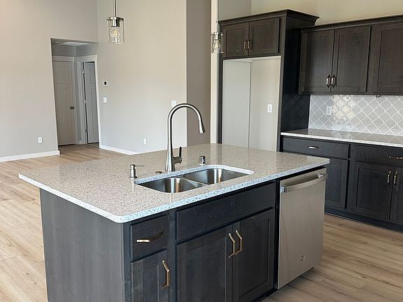 5th image of 3309 W Crabapple Ct