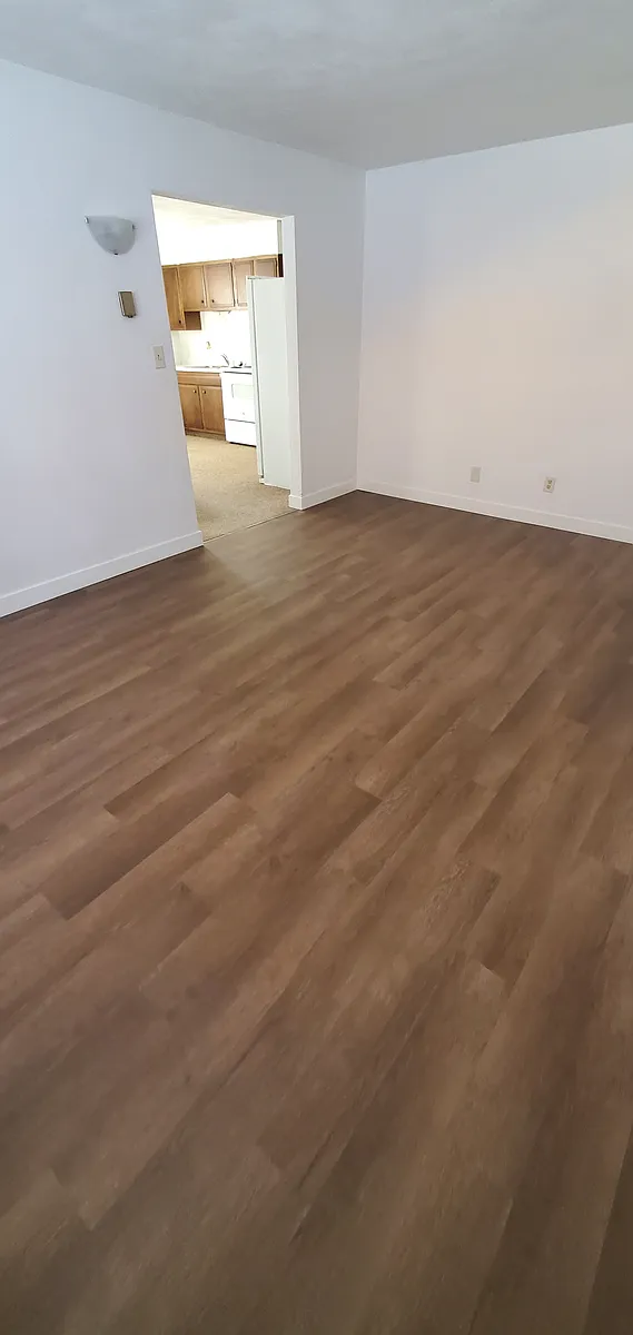 Building Photo - 1710 Westridge Ct #6