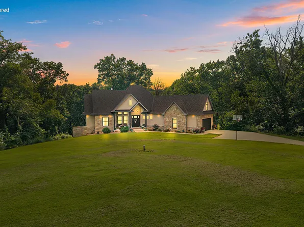 300 Buena Vista Parkway, Strafford, MO 65757