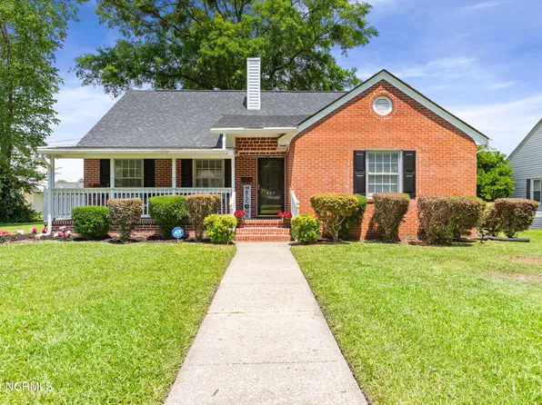 405 S Raleigh Street, Wallace, NC 28466