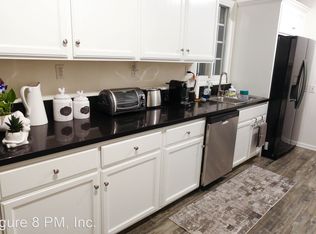 7921 Ledge Ave, Sun Valley, CA 91352