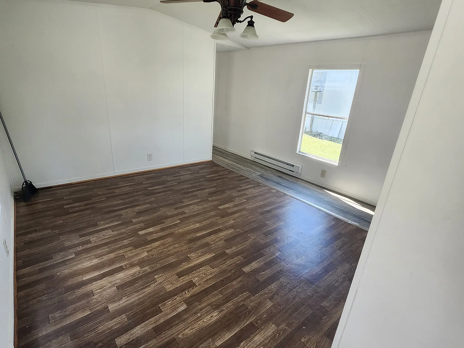 2 bed, $800 — Photo 2