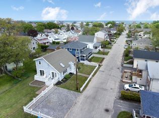 33 F St, Hull, MA 02045