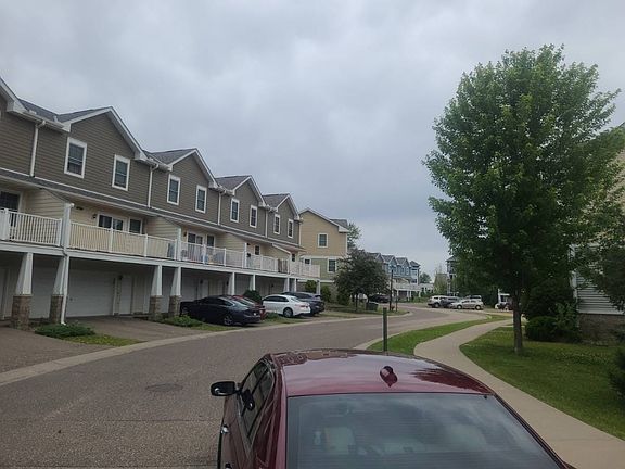 4th image of 634 Gateway Pl