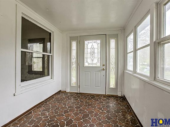 4th image of 1144 Stillwater Ave