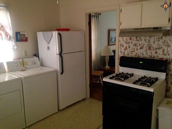 5th image of 210 N Ash St