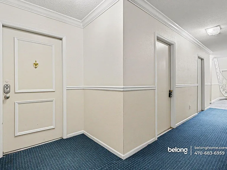 6851 Roswell Rd #O26 — Photo 13
