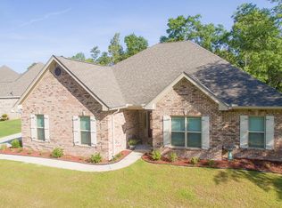 24856 Knollwood Dr, Pass Christian, MS 39571