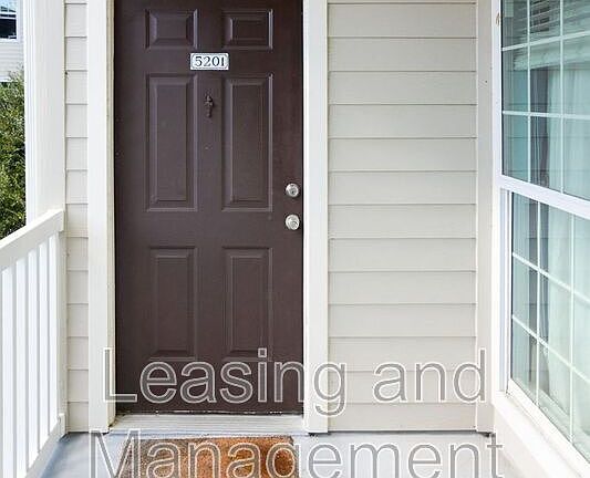 2nd image of 700 Daniel Ellis Dr APT 5201