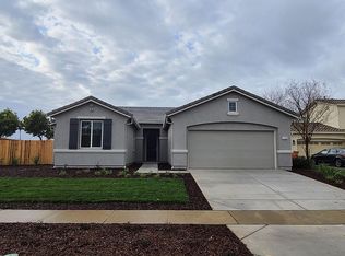 1136 Colorado Dr, Plumas Lake, CA 95961