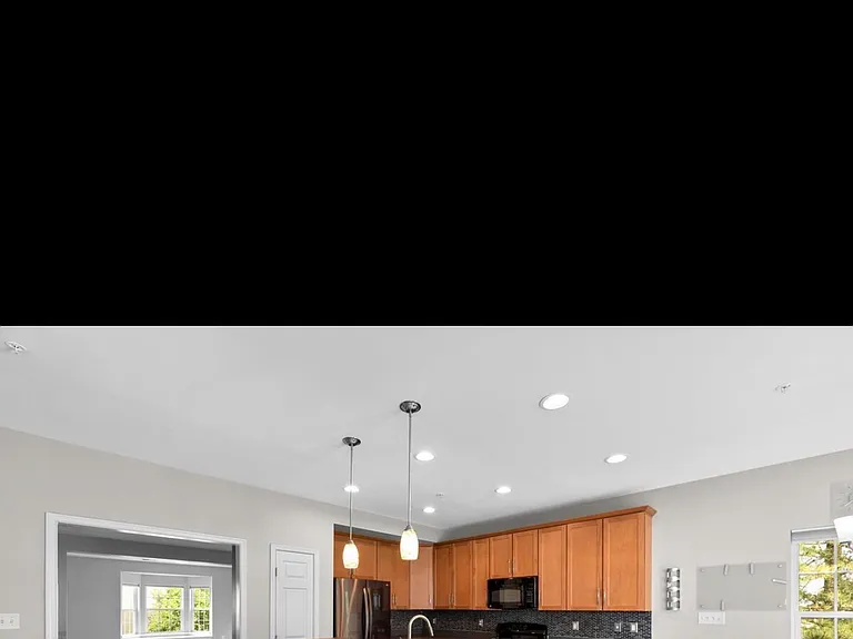 1604 Hardwick Ct — Photo 12