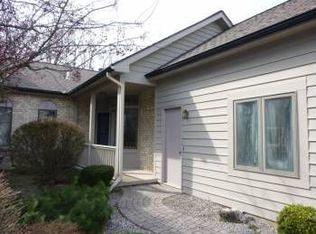 60 Wood Run Cmns, Rochester, NY 14612