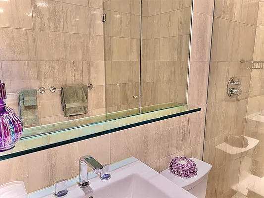 Sold by Vista Point Properties LLC | media 19