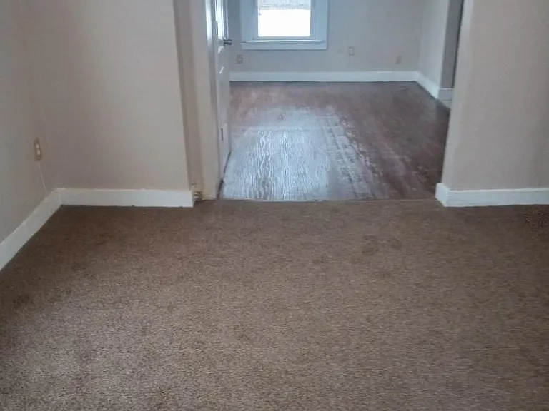 2111 Hawthorne St — Photo 4