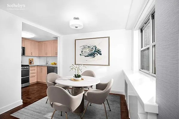 Rented by Sotheby's International Realty | media 17