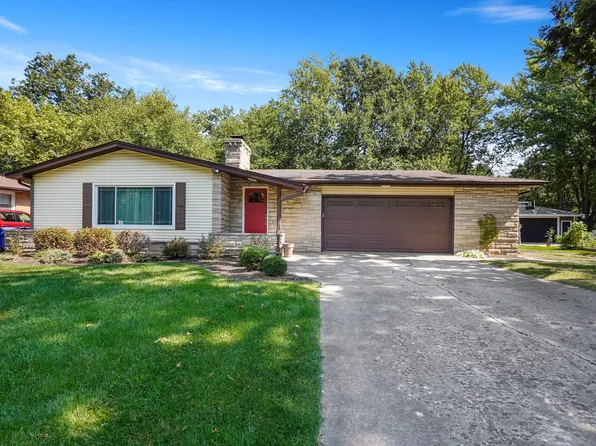744 S Court St, Crown Point, IN 46307