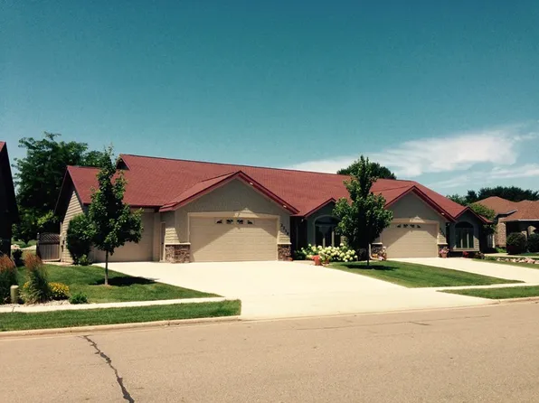 2219 Burleigh St, Yankton, SD 57078