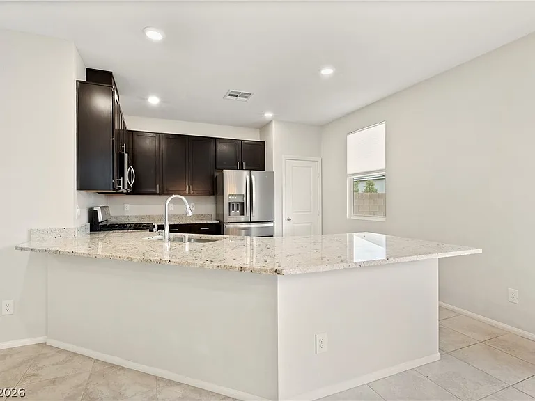 7960 Jaspence St — Photo 15