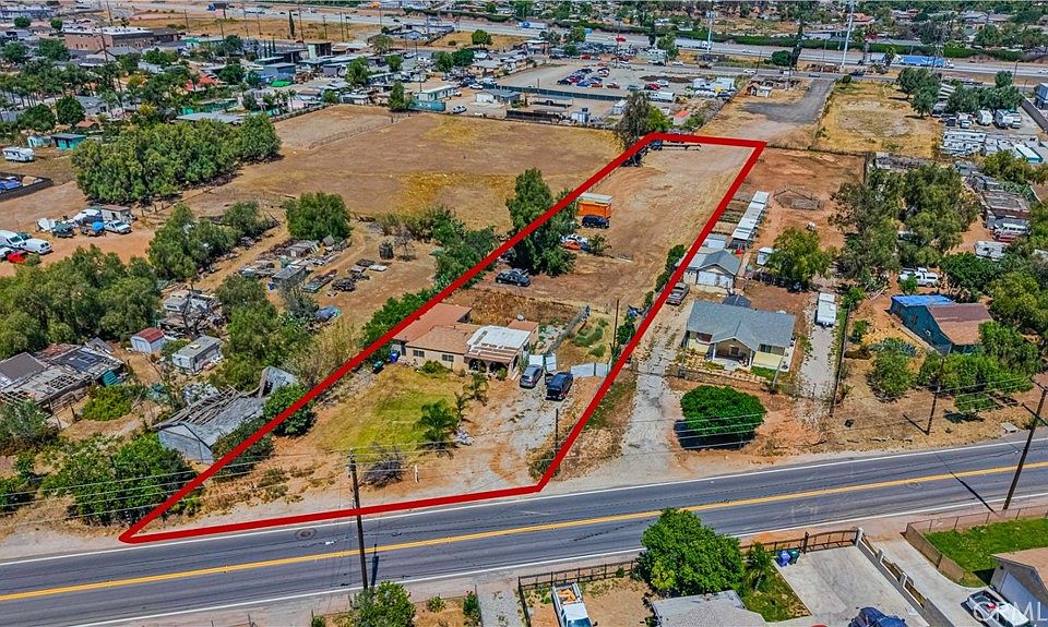 1st image of 7081 Valley Way