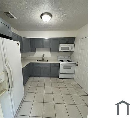 3rd image of 2840 NW 135th St #1