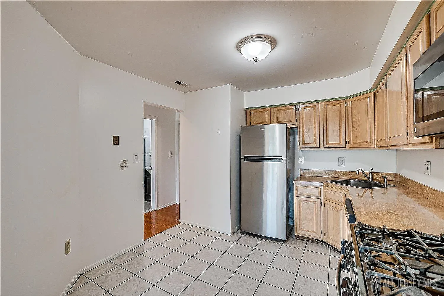3004 Jesse Way — Photo 2