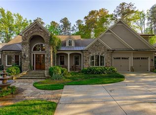 715 Glenairy Dr, Sandy Springs, GA 30328