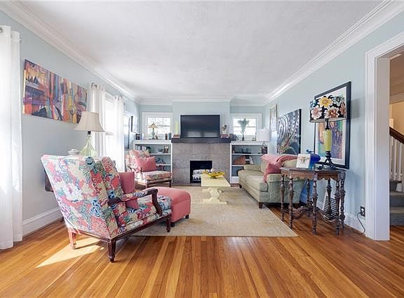 4th image of 6442 Baltimore Ave