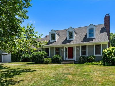 29 Blue Grass Est, Middletown, RI, 02842
