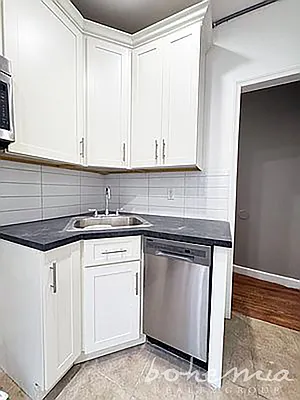 Rented by Bohemia Realty Group | media 4