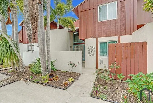 3 bed, 1640 sqft, $3,500 — Photo 2