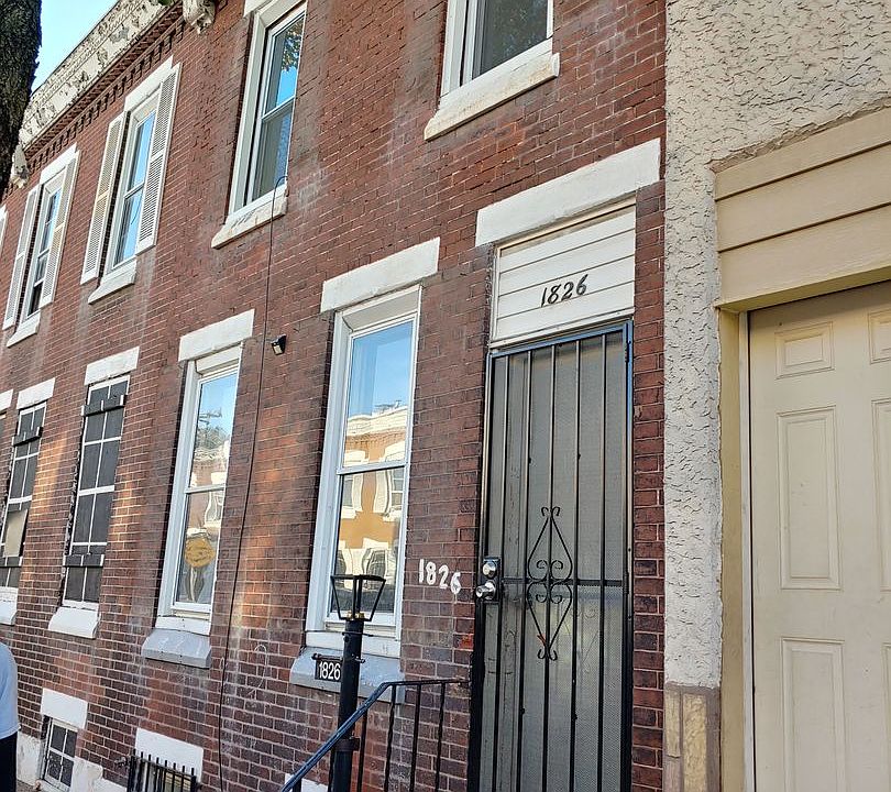 1st image of 1826 E Clementine St