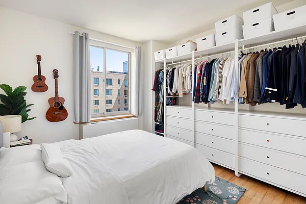 Rented by Douglas Elliman | media 6