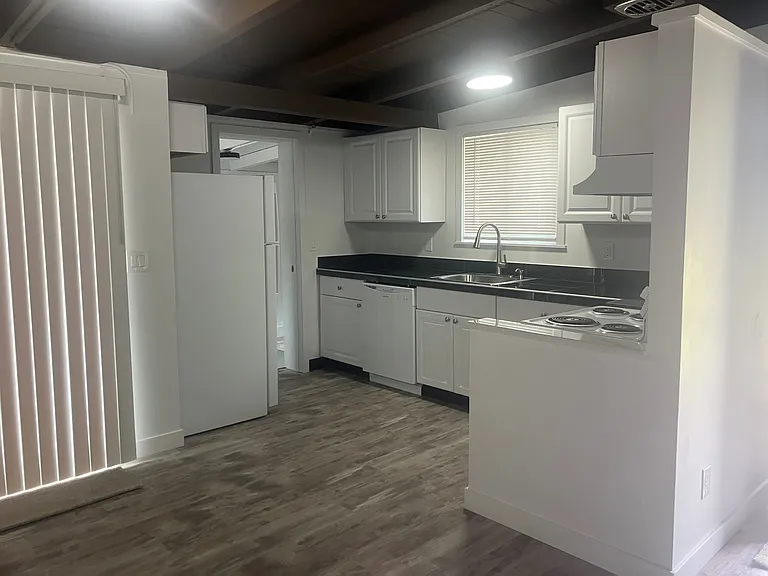 7920 SE Southgate St — Photo 12
