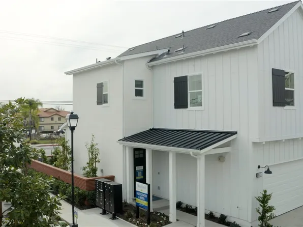 942 E Wonder Ln, Glendora, CA 91740