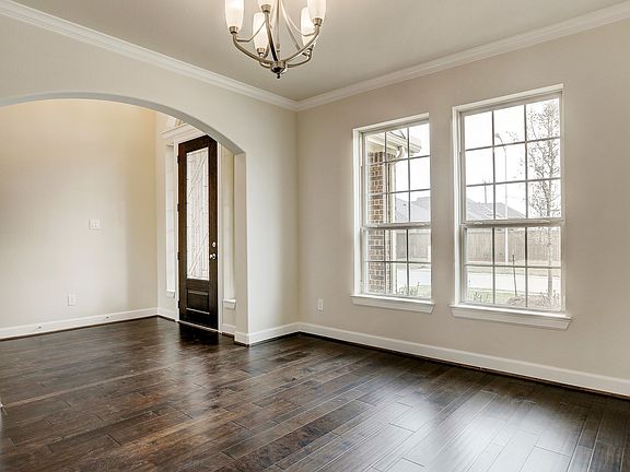 Dining room off foyer