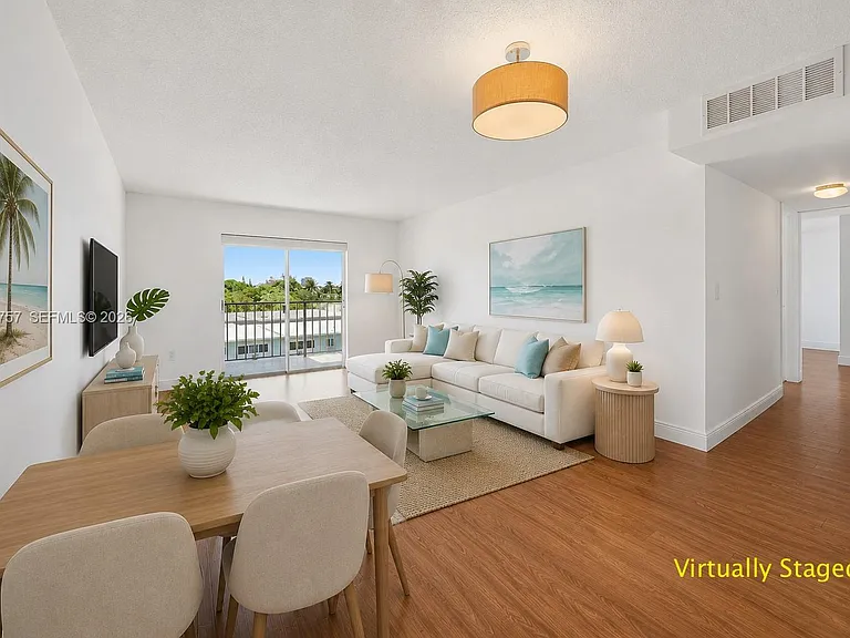 7150 Indian Creek Dr #402 — Photo 2
