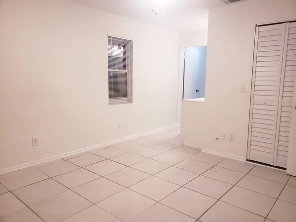 3653 Meriden Ave, Oldsmar, FL 34677