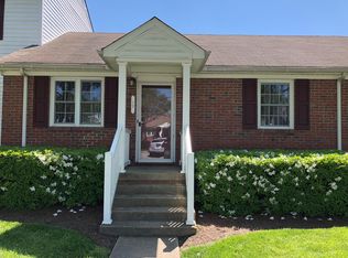 15 Debra Ln, Portsmouth, VA 23702
