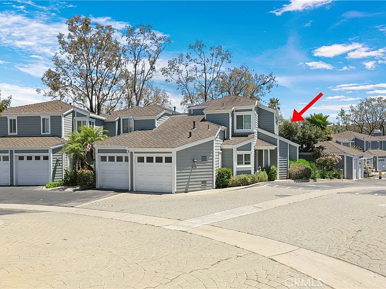 112 Santa Rosa Ct — Photo 2