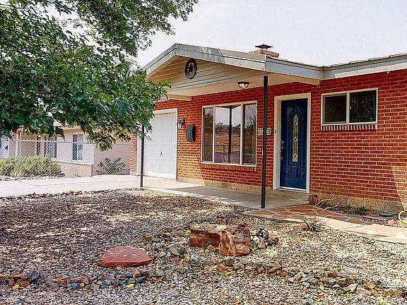 2nd image of 1813 Cornell Dr SE