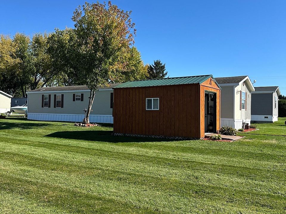 7th image of 8841 Green Acres Ct #8841